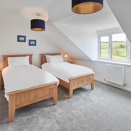 Host & - Highfield House Holiday home Whitby
