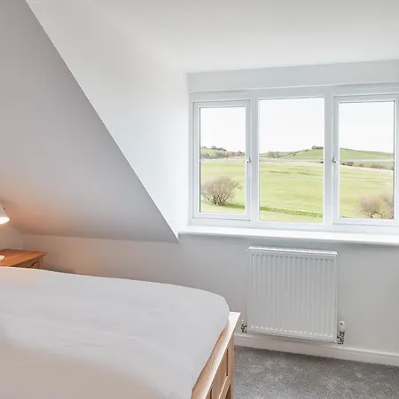 Host & - Highfield House * Whitby